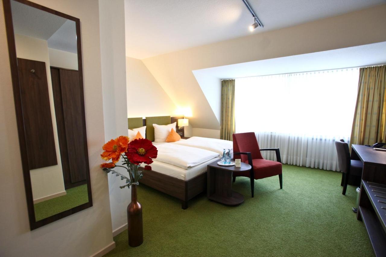 Hotel Schmidt Am Markt Мепен Екстериор снимка