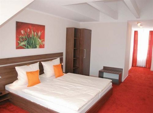 Hotel Schmidt Am Markt Мепен Екстериор снимка