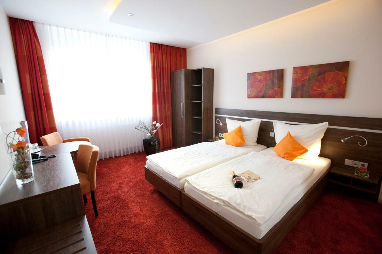 Hotel Schmidt Am Markt Мепен Екстериор снимка